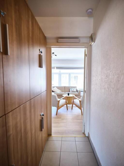 Hugo By The Harbor, Light-Filled And Centrally Located Apartment - Free Parking Ostend Exterior photo